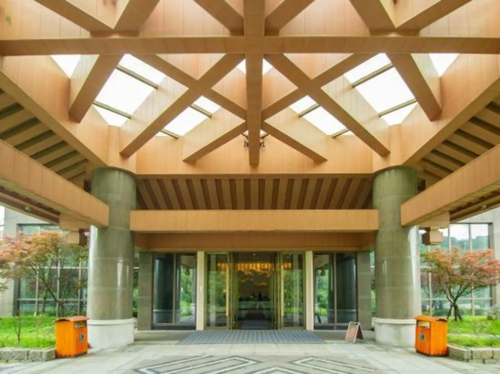 Jinfoshan Liangjiang Holiday Hotel