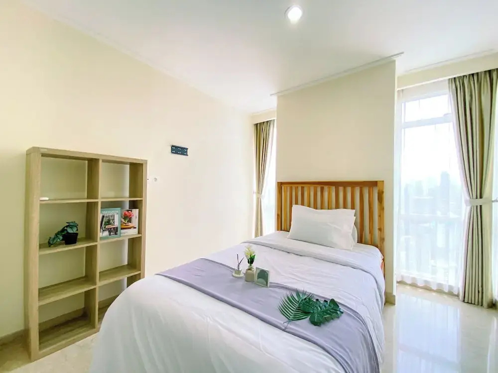 Spacious 3Br With Private Lift At Menteng Park Apartment