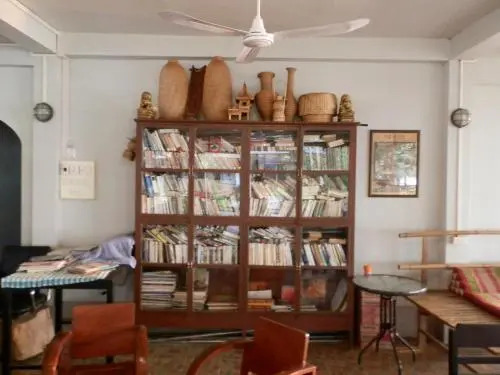 Nakorn Cafe Guest House