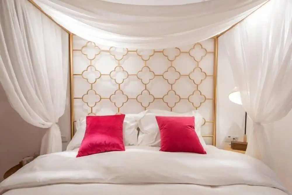 Dali Orchard Suites