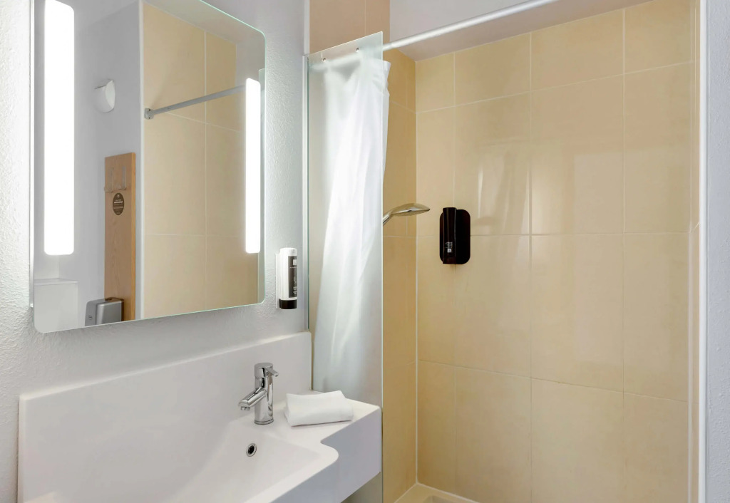 B&B HOTEL Dunkerque Centre Gare