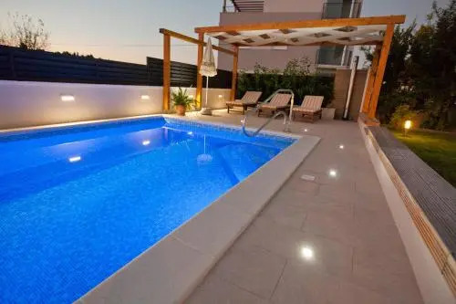 Apartments Guc