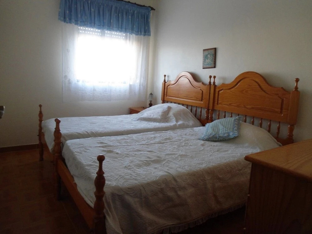 House With 3 Rooms in Budens, With Wonderful sea View, Terrace and Wif