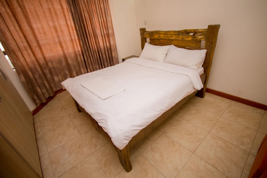 247 Airport Apartments