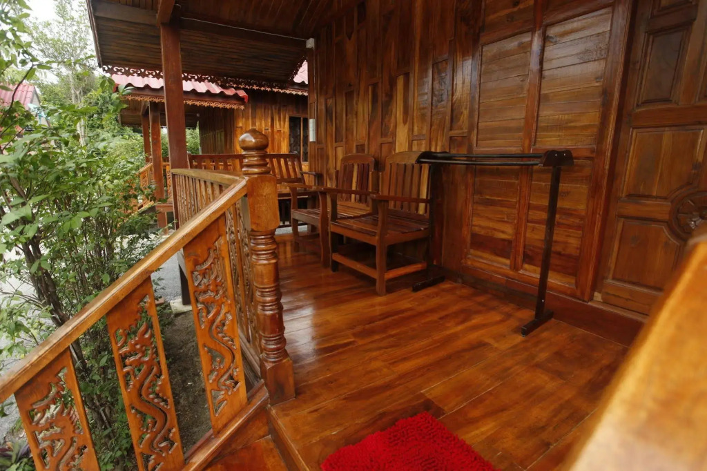 Hua Hin Lap Lae Resort