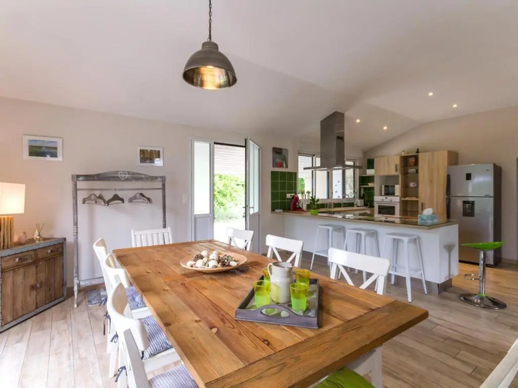 Gîte paisible avec grand jardin près du lac, ping-pong, vélo, climatisation, proche de Nantes et plages - FR-1-306-1056