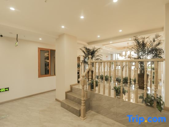 Hongya Yaxuan Impression Hotel