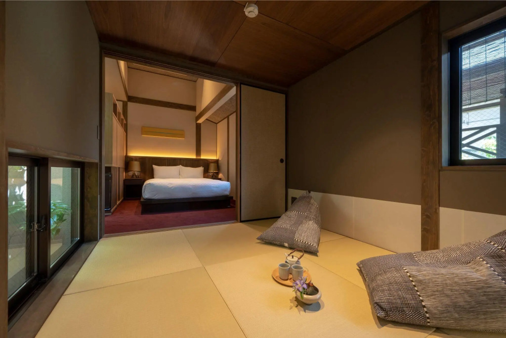 THE MACHIYA KAZAHAYA