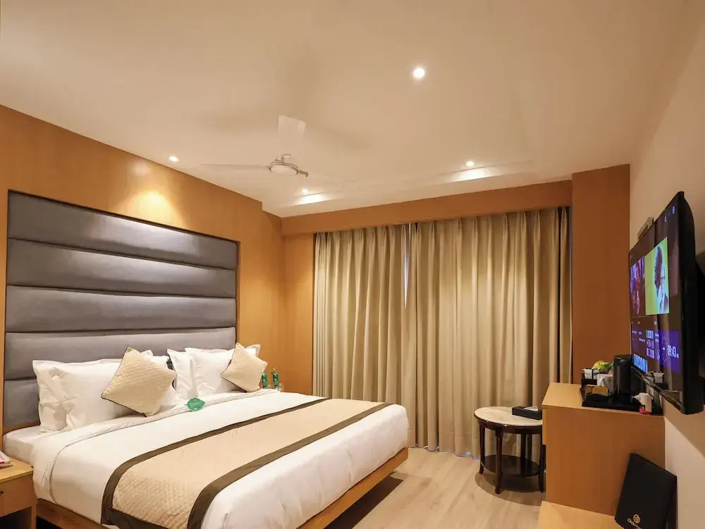 Click Hotel Bhuntar,Kullu-Bhuntar Airport