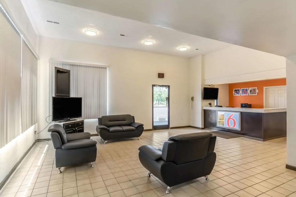 Motel 6 Durham