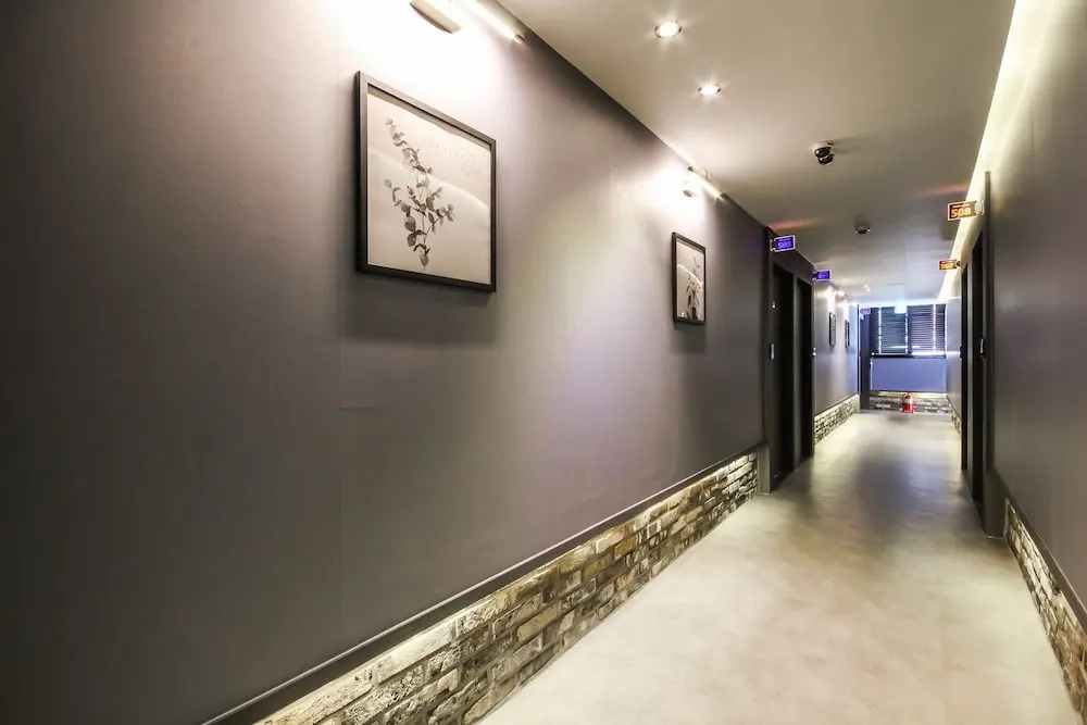 Hotel Deluxe - Hostel