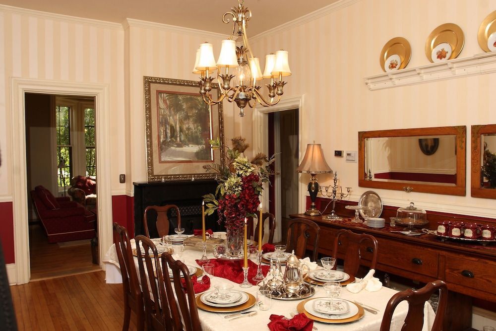 Apple Tree Lane Bed & Breakfast