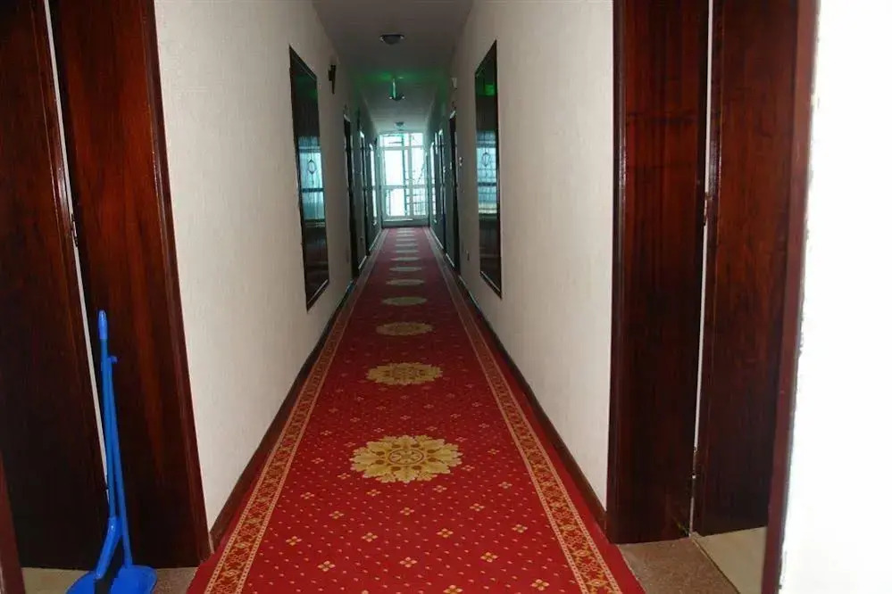 Sarem International Hotel