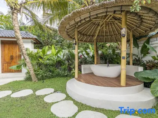 Sicilia Villa - Ubud Pool Stay with Open-Air Bath & Gazebo