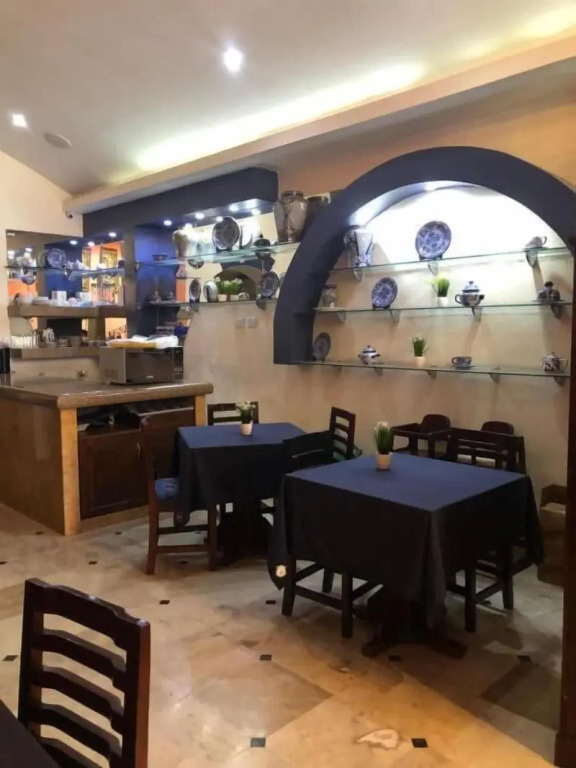 Hotel Elena