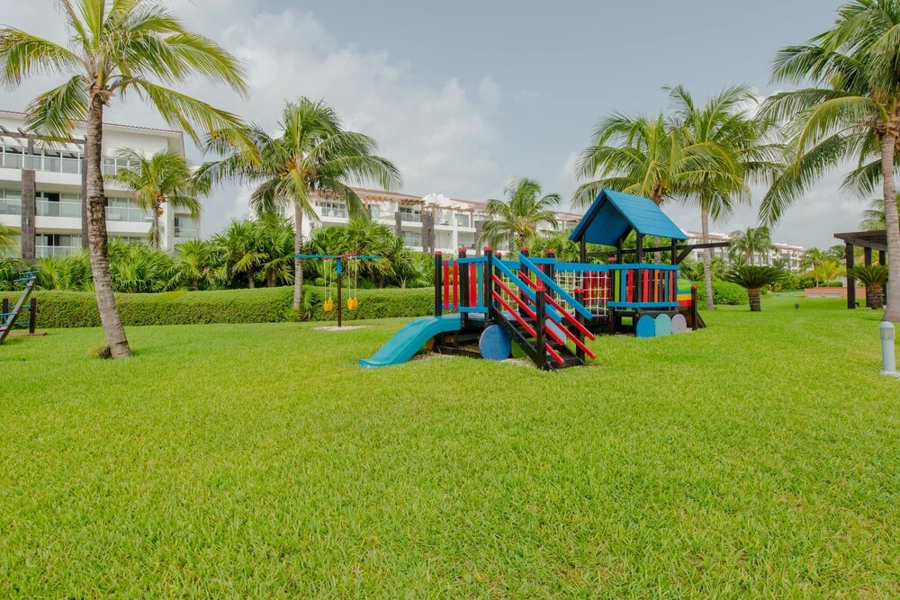 Marea Azul Condominium by ChezPlaya