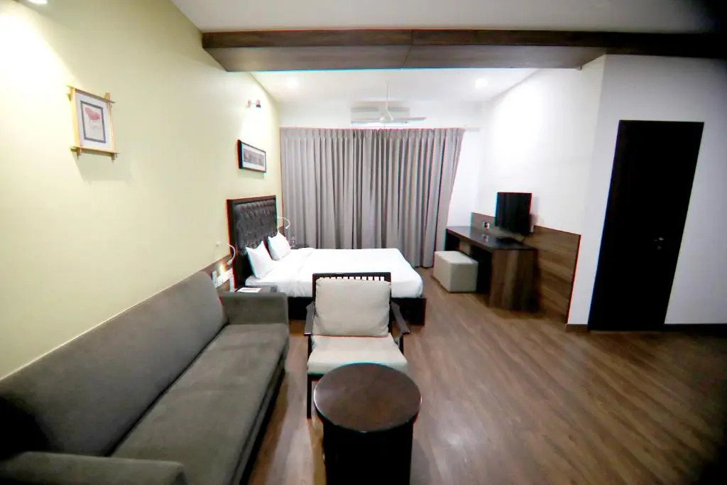Treebo Premium Baramasi By Jai Club Prime