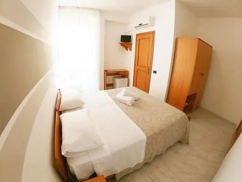 Porto Cesareo Air-conditioned Villa sleeps 12 Torre Lapillo