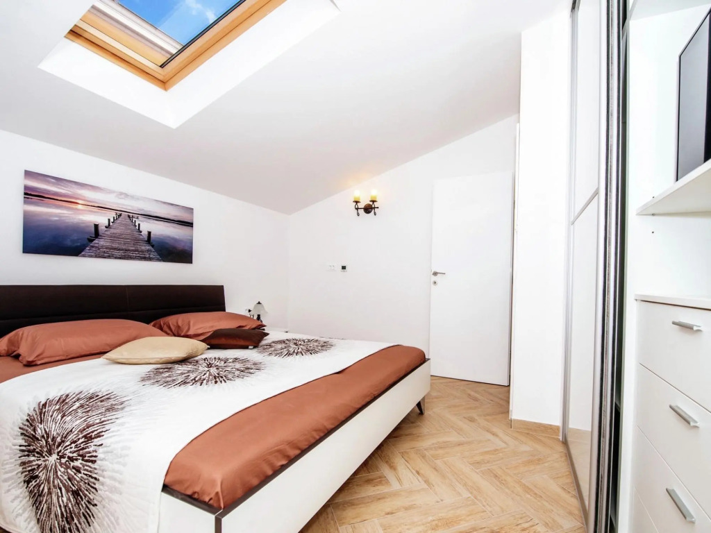 Luxurious Apartment in Zadar With Garden