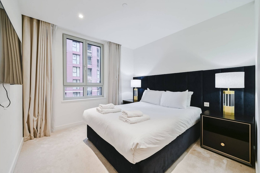 Spacious 3-bedroom Apartment in Central London