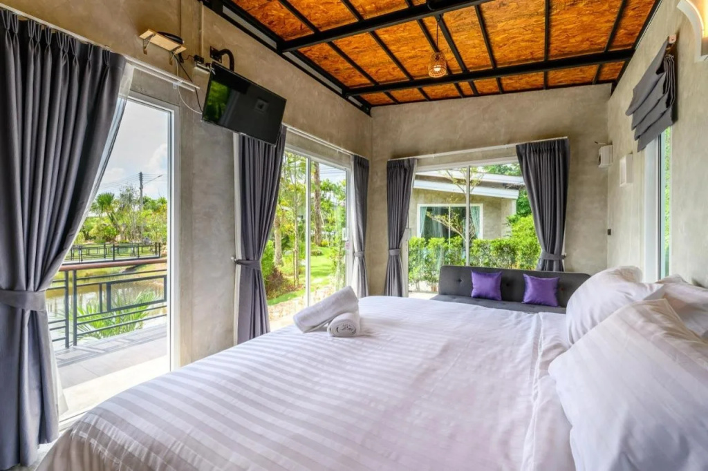 Loftpical Resort