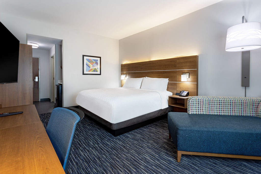 Holiday Inn Express & Suites - Miramar by IHG