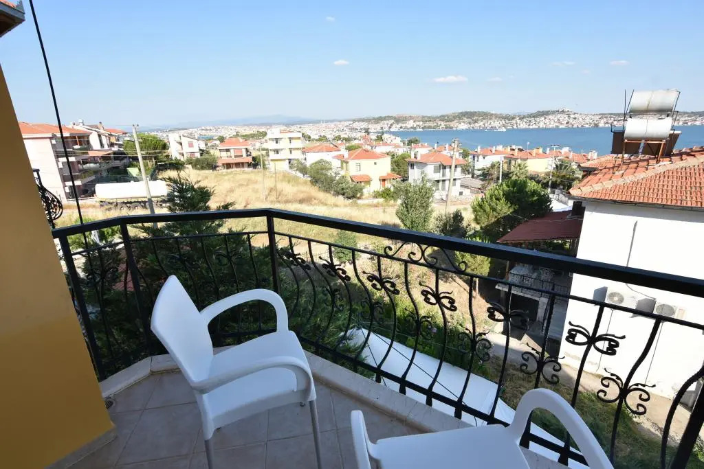 Cunda Uzun Otel