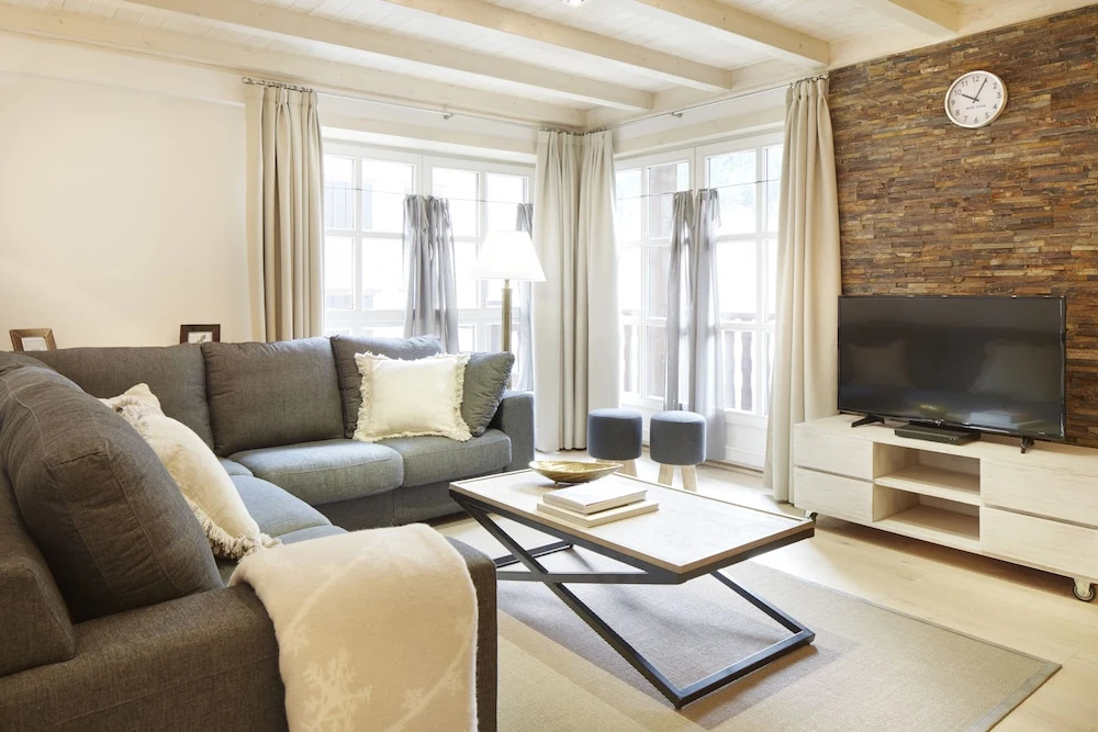 Val de Ruda Luxe 47 by FeelFree Rentals