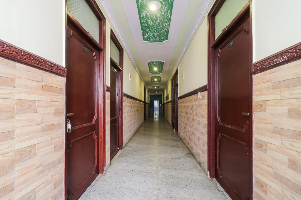 OYO 22544 Hotel Vijeet Palace