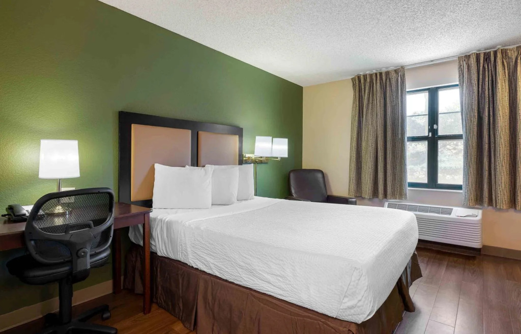 Extended Stay America Suites - San Diego - Carlsbad Village by the Sea