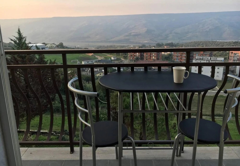 Captivating 2-bed Apartment in Grottole