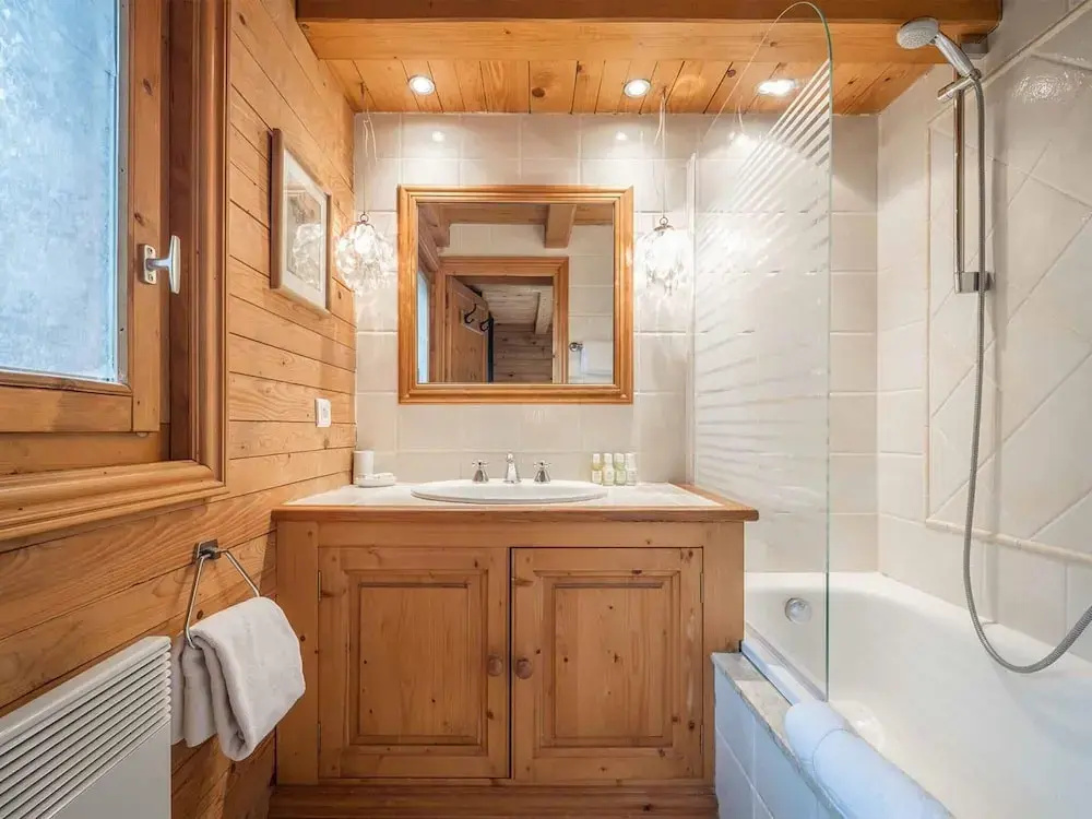 Chalet in Meribel Village Near Ski Lifts