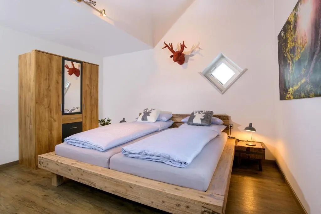 Berg Fux - Zwei Ferienhäuser mit je 5 und 6 Schlafzimmern mit eigener Dachterrasse - fantastischem Bergblick - Weber Gas Grill
