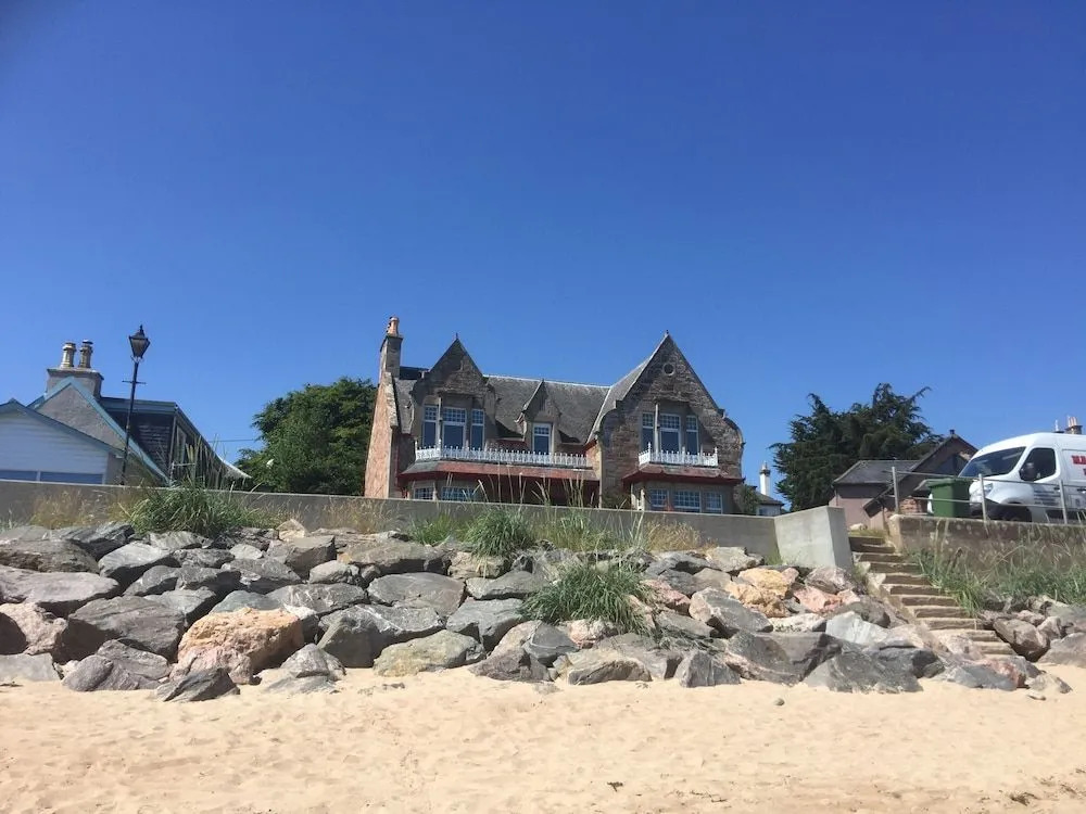 Tigh Na Mara Guest House Rosemarkie- breakfast optional