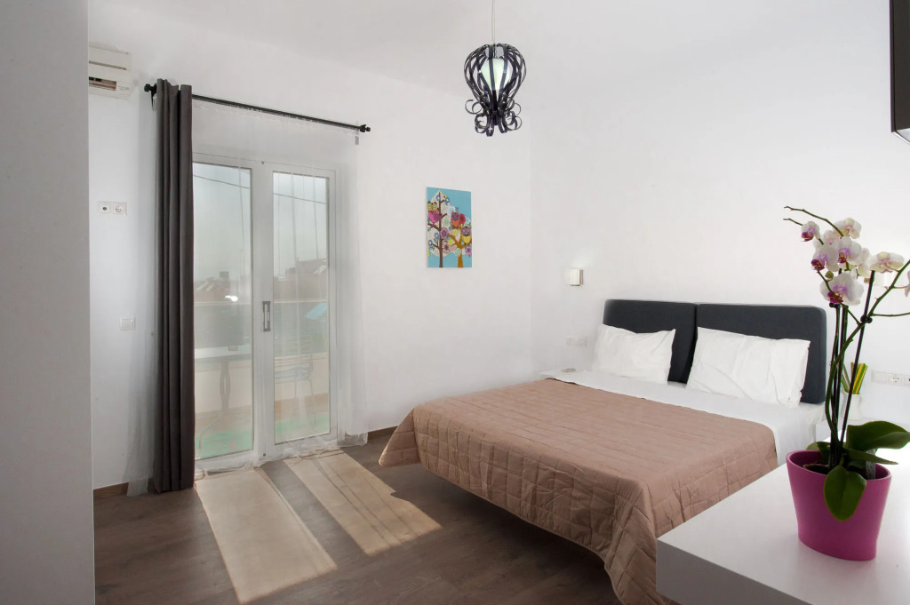Aestas Apartments