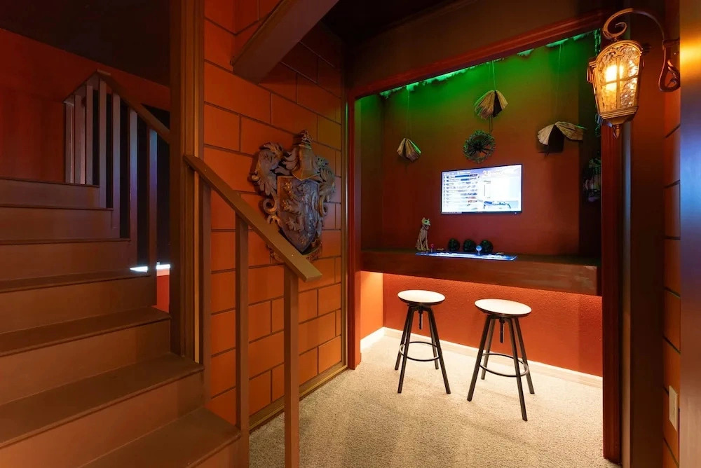 Unique Luxury Villa Pool Games and Themed Beds