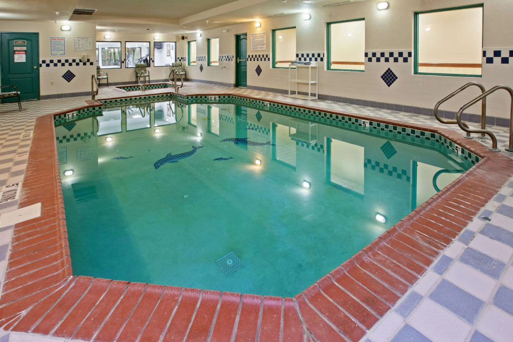 Country Inn & Suites by Radisson, Elkhart North