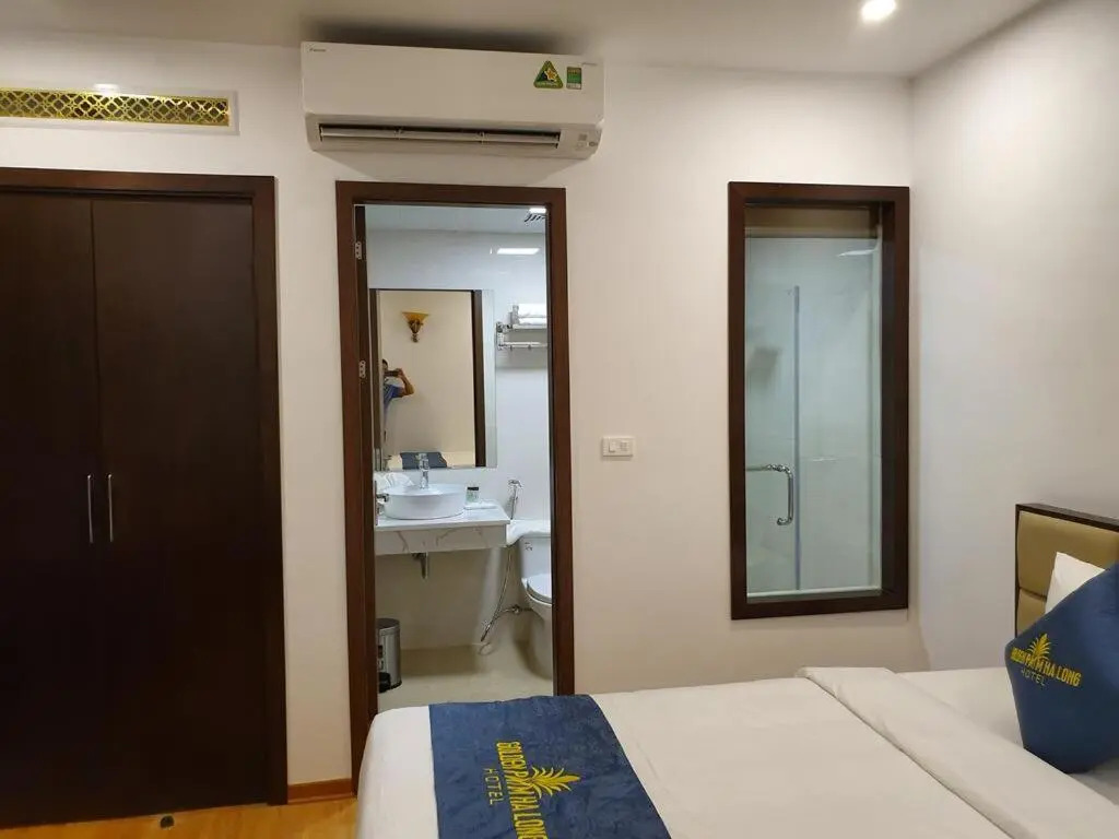 Golden Palm HaLong Hotel