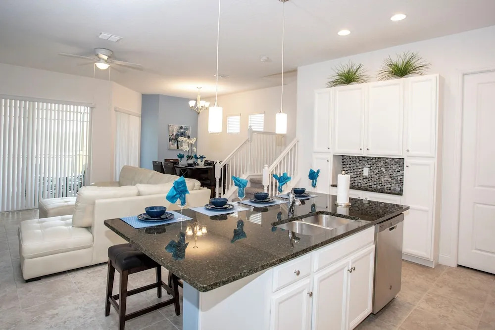 Festival Resort 5 Bd Home w/ Screened Pool Close to Disney 174