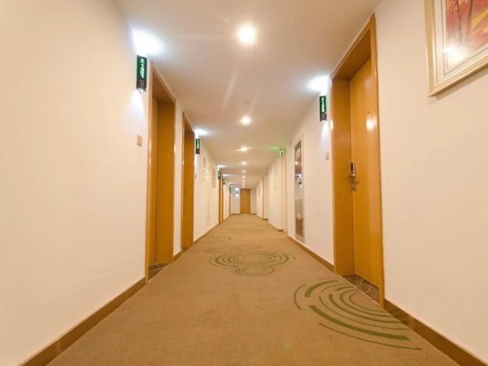 GreenTree Inn Suzhou North Zhongshan Road Weiye Yingchun Plaza Business Hotel