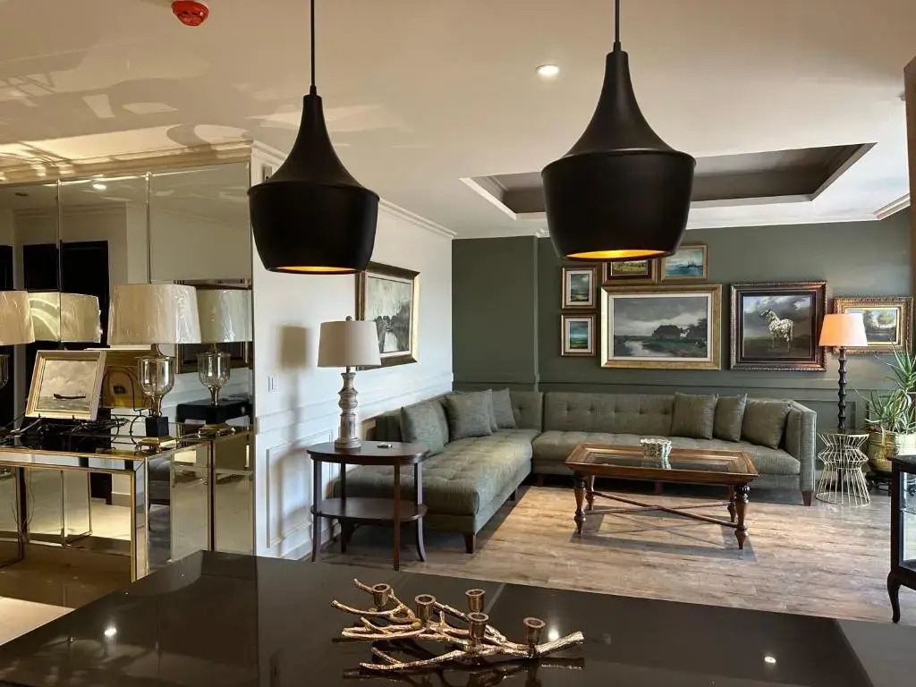 1 Constitution Avenue by Goldfinch