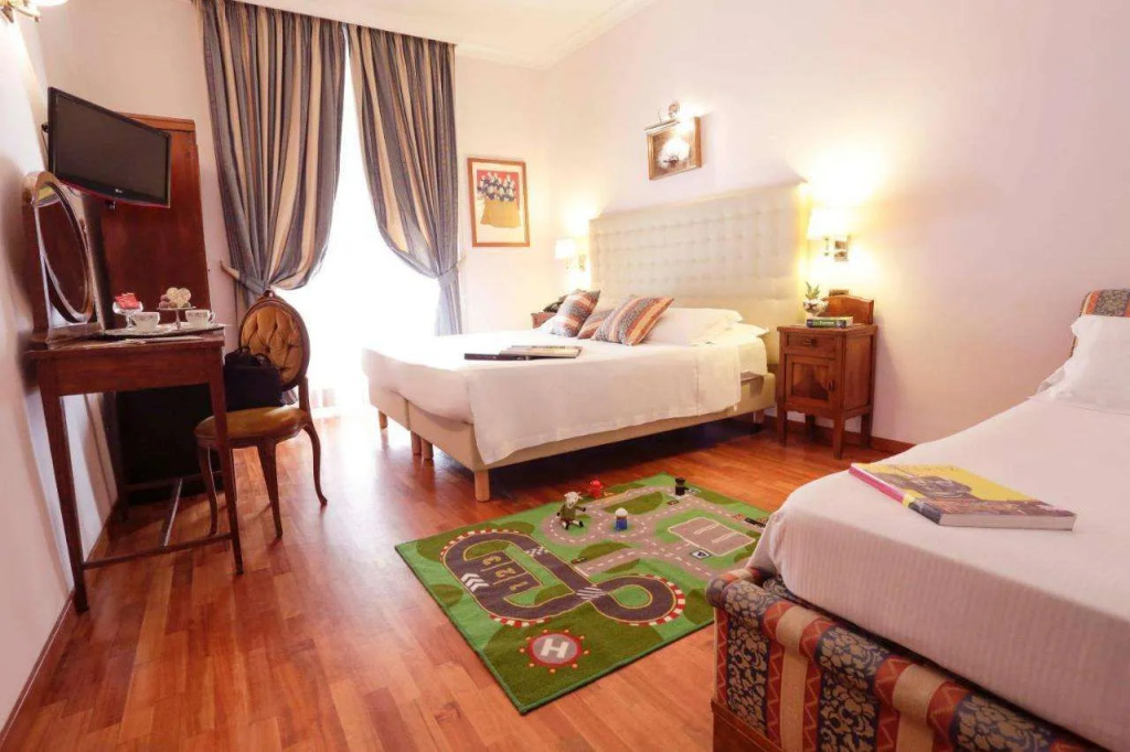 Angel Hotel
