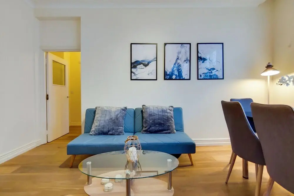 Modern 2 Bed & 2 Bath- Leicester Square