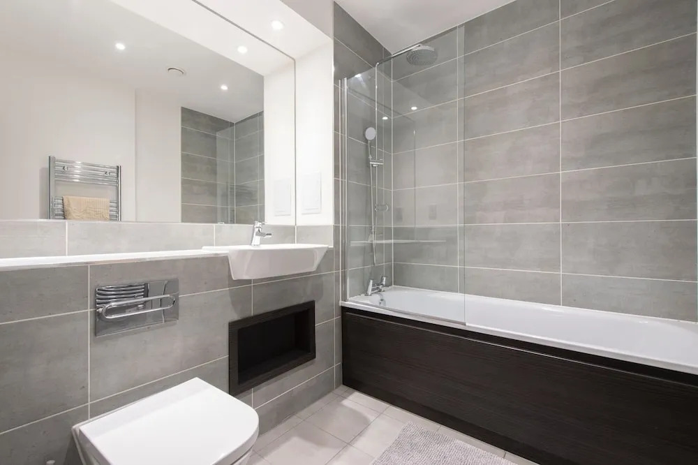 Stunning Luxury Stratford London 2 Bed Apartment