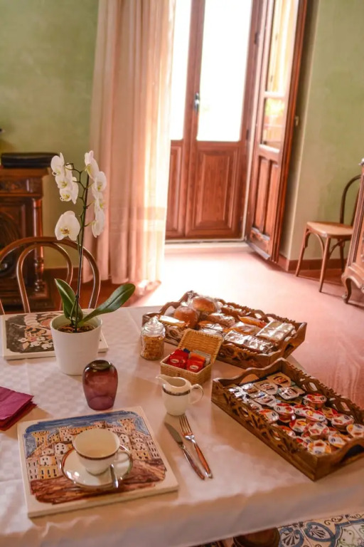 Palazzo Candida B&B