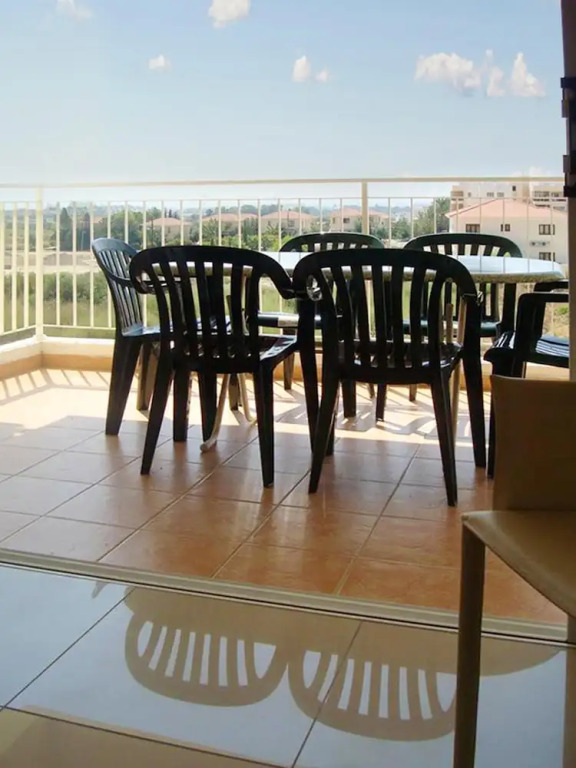 Apartment With 2 Bedrooms in Larnaca, With Wonderful sea View, Pool Ac