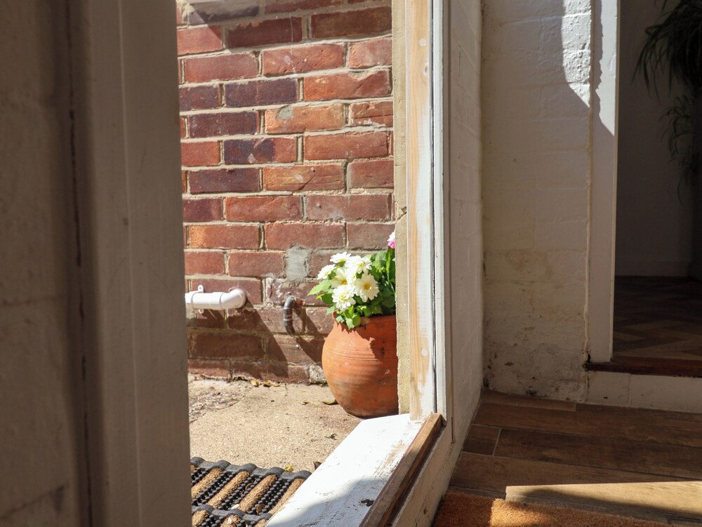 Beehive Cottage