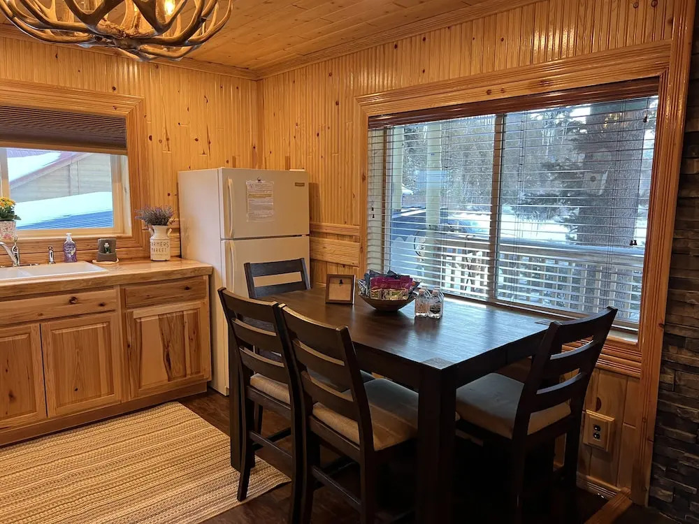 Bellamys Ski Haus