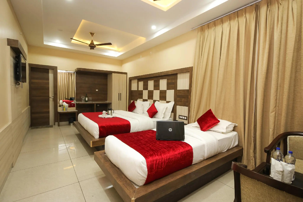 King Castle Mcleodganj-centrally heated and air cooled- Near MALL Road