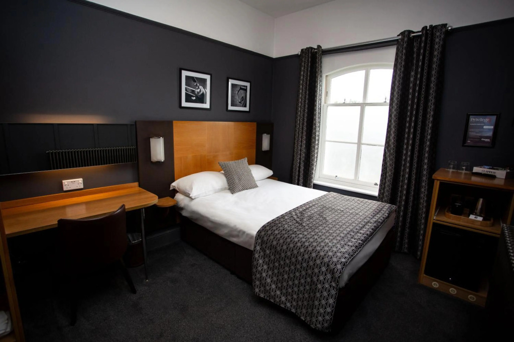 The Corner House Hotel